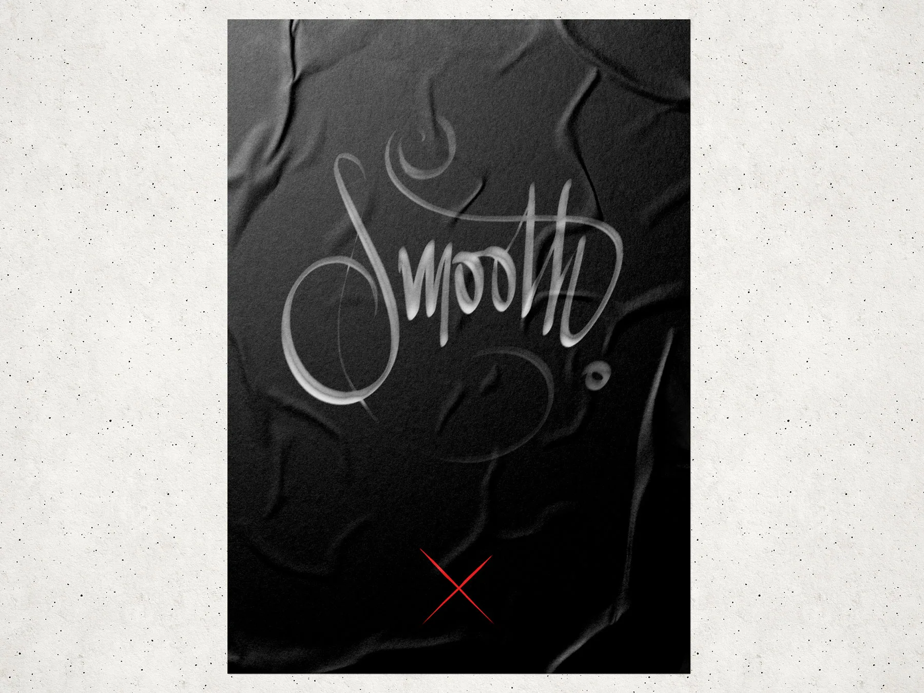 Lettering Smooth en tinta blanca sobre fondo texturizado oscuro
